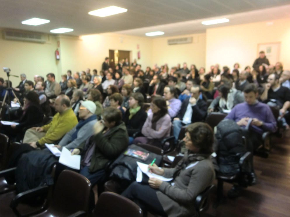 ENSEÑARA A LOS HIJOS A CONVIVIR.Presentación en Barcelona