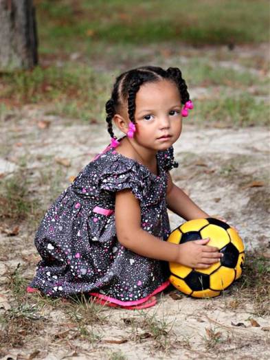 Las diferencias biológicas entre niñas y niños no tendría porqué marcar su rumbo como personas de forma limitante ni frustradora.